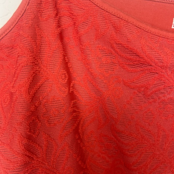 3 pack of Large Loft tank tops - Picture 11 of 11